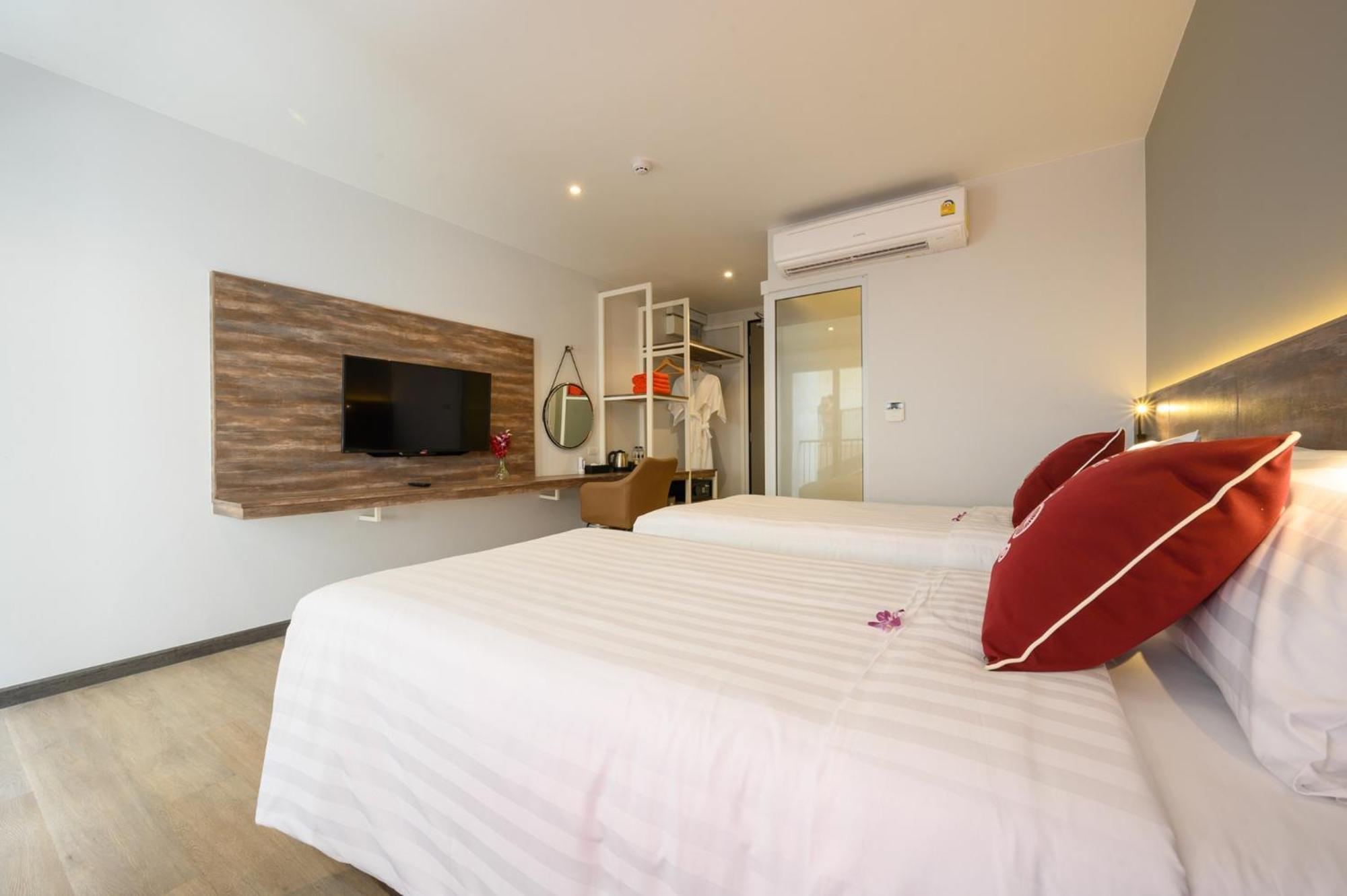 Tour De Phuket Hotel - Sha Plus タラーン エクステリア 写真