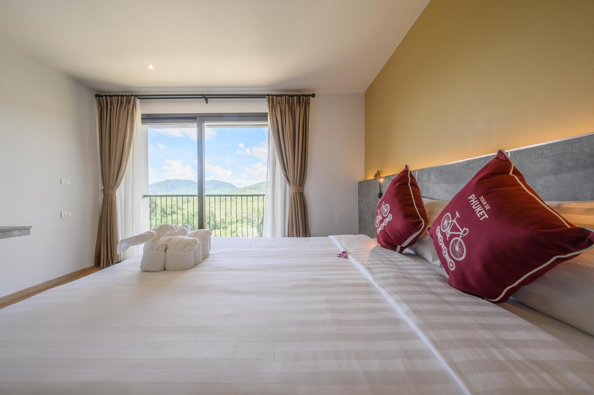 Tour De Phuket Hotel - Sha Plus タラーン エクステリア 写真