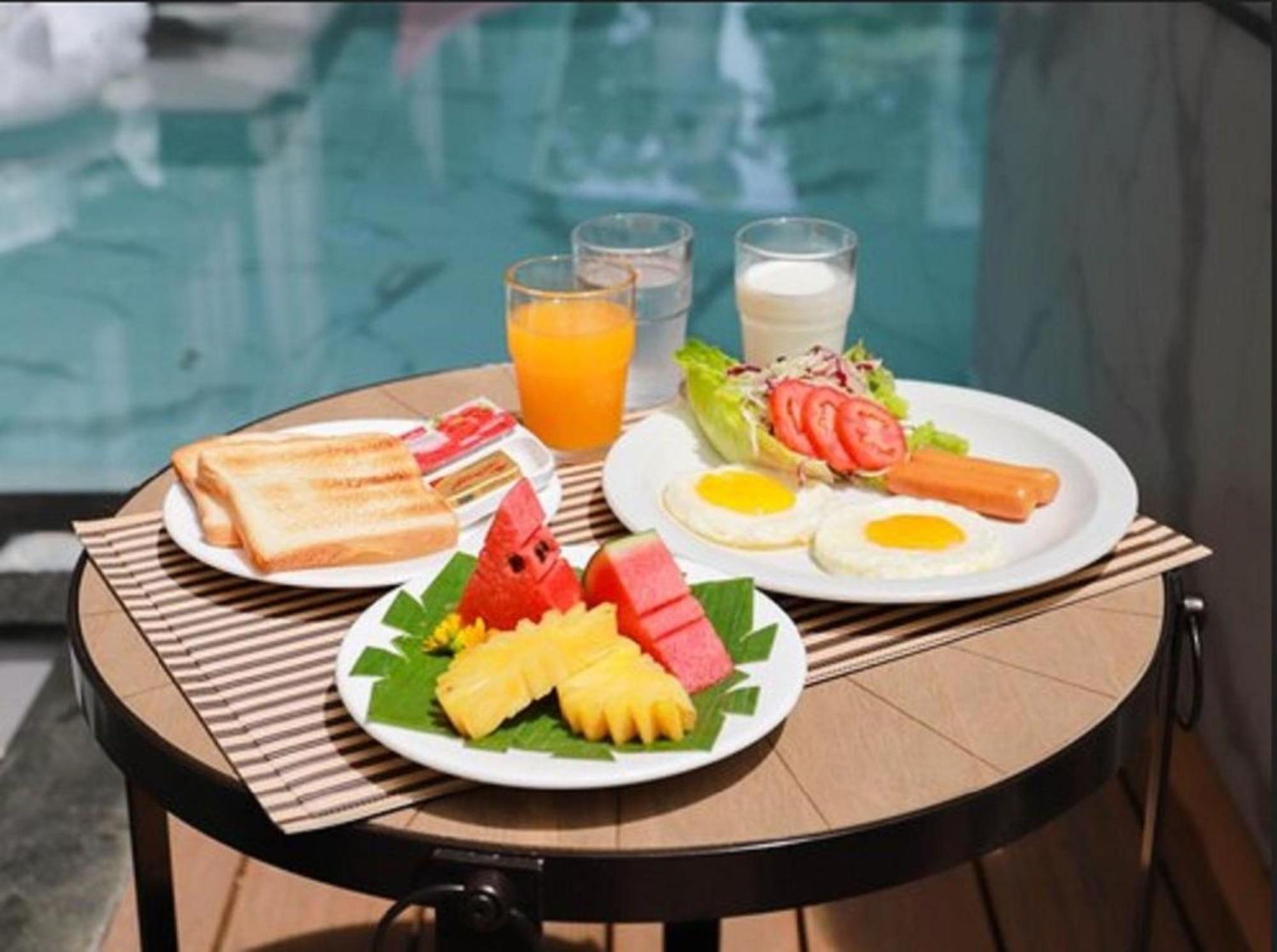 Tour De Phuket Hotel - Sha Plus タラーン エクステリア 写真