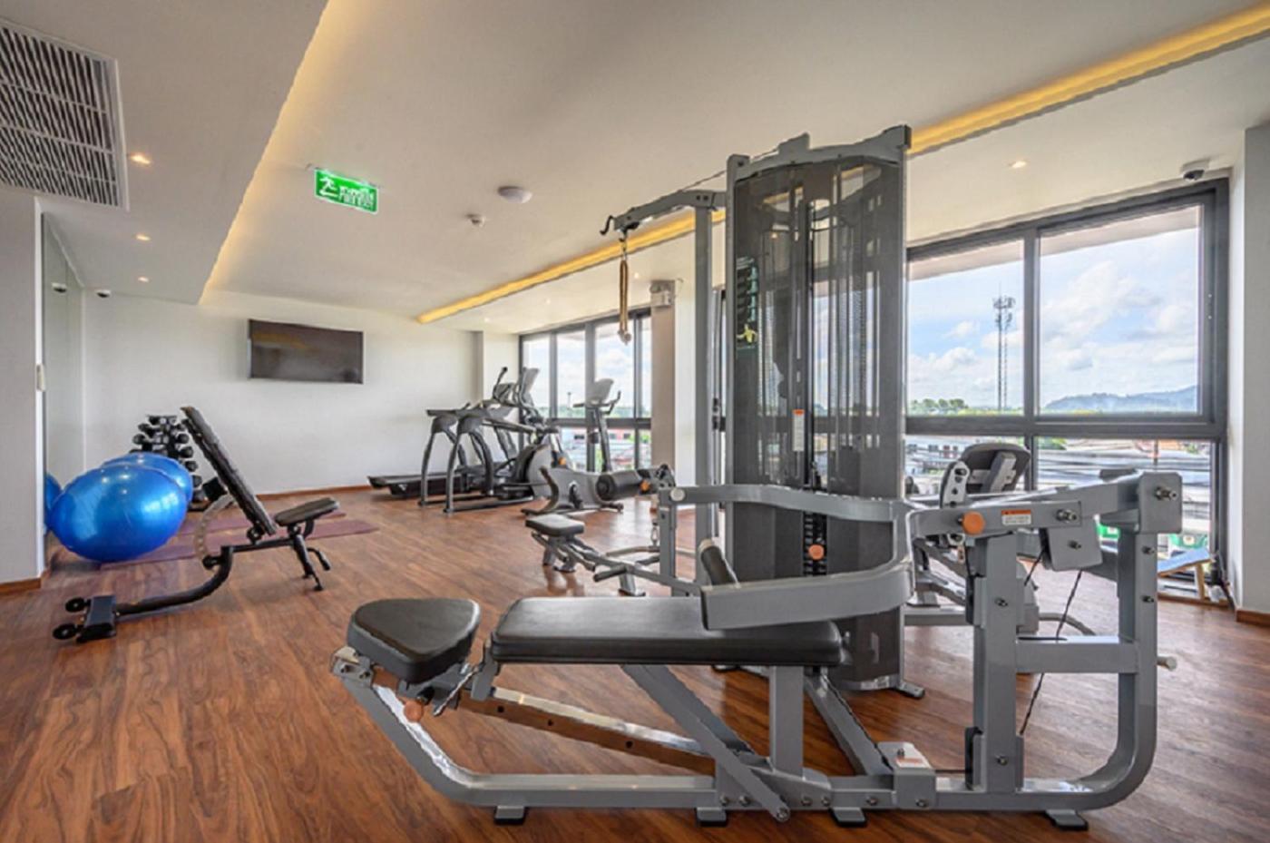 Tour De Phuket Hotel - Sha Plus タラーン エクステリア 写真