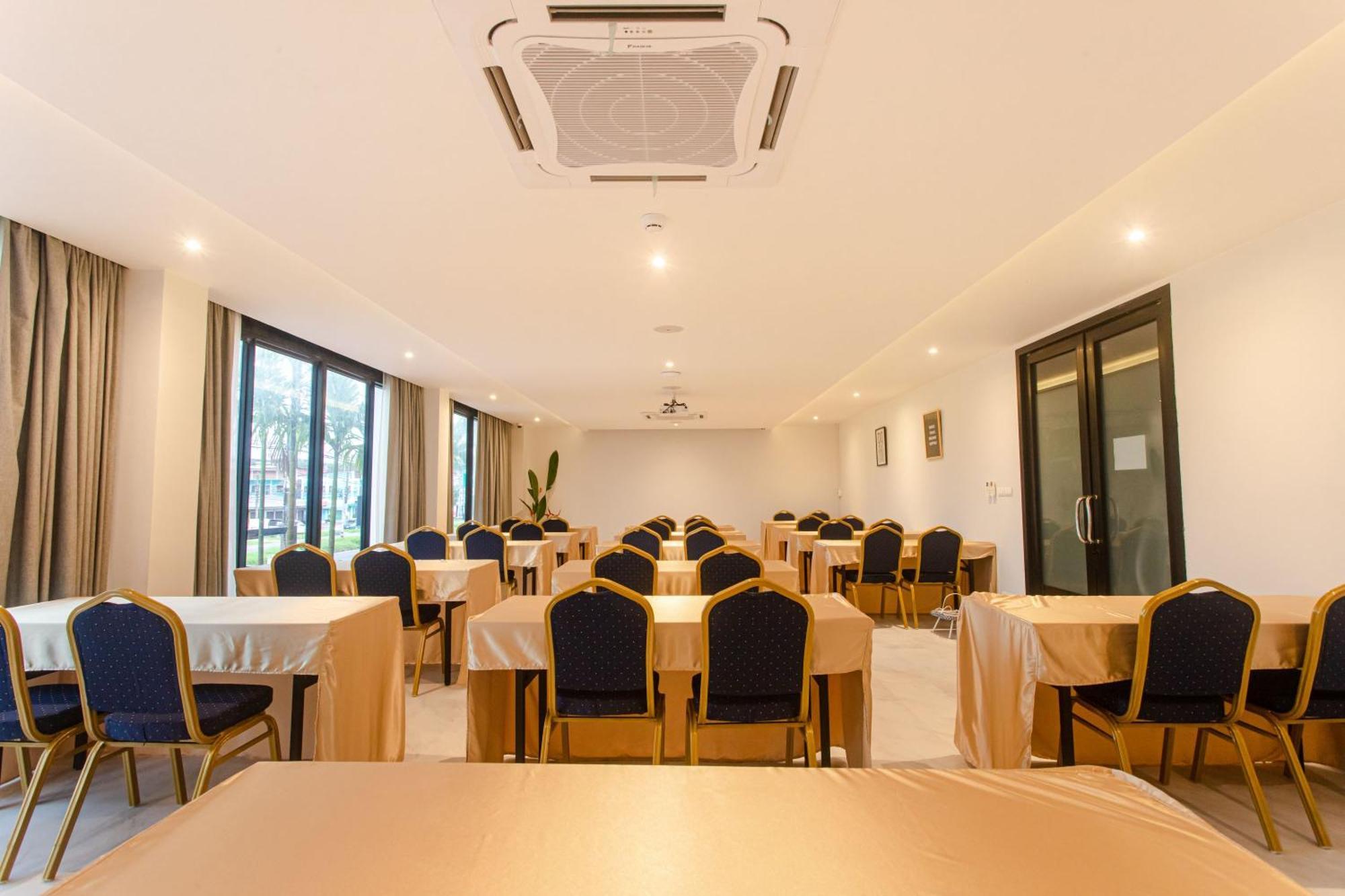 Tour De Phuket Hotel - Sha Plus タラーン エクステリア 写真